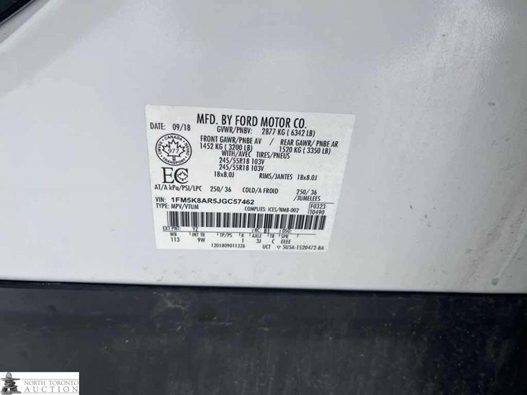 2018-ford-explorer-image-12