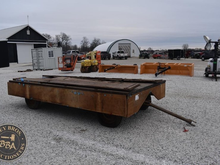 hay-wagon-38988-image-7