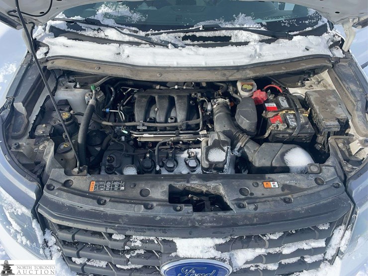 2018-ford-explorer-image-10