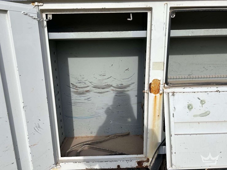 2011-ford-f750-image-21