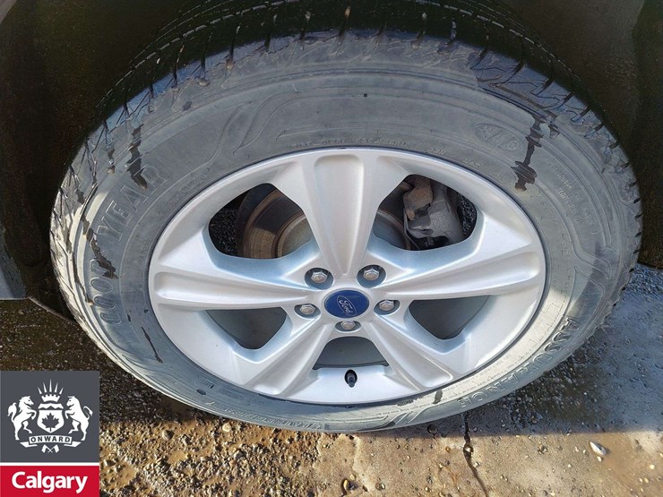 2016-ford-escape-image-11