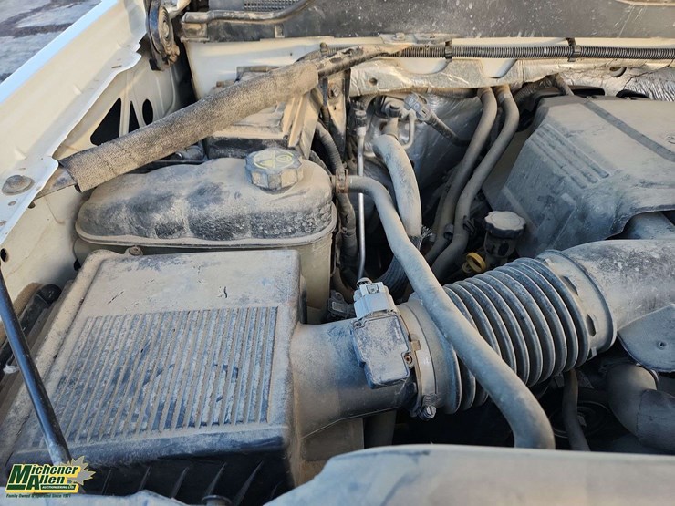 2015-chevrolet-silverado-2500hd-image-28