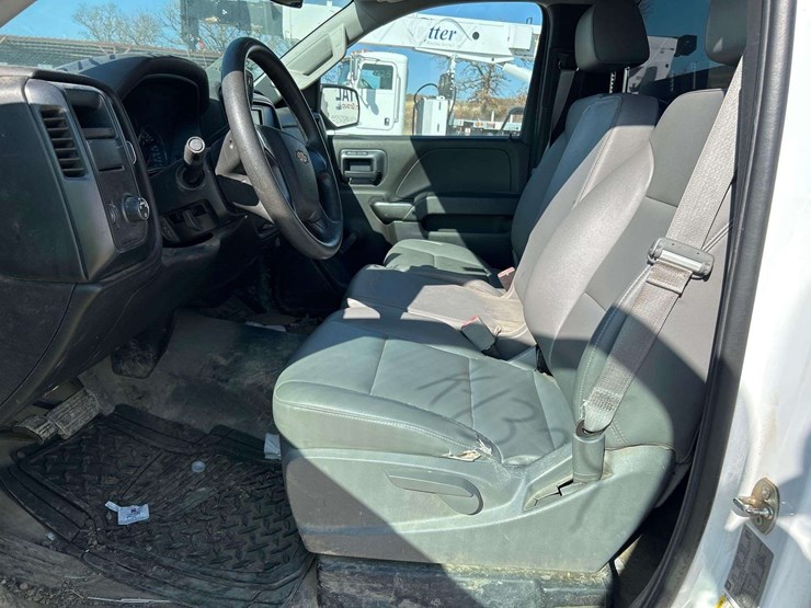 2016-chevrolet-silverado-1500-image-13