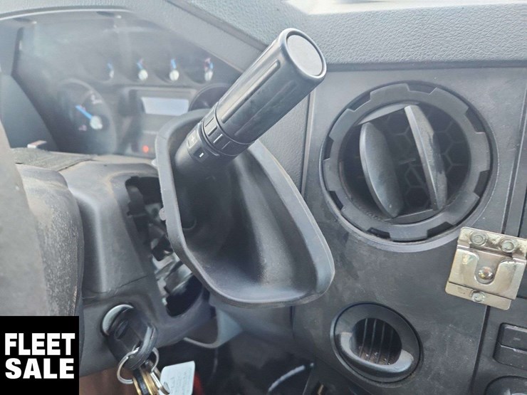 2011-ford-f550-image-22