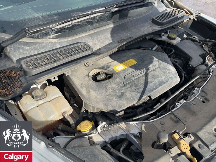 2016-ford-escape-se-image-23