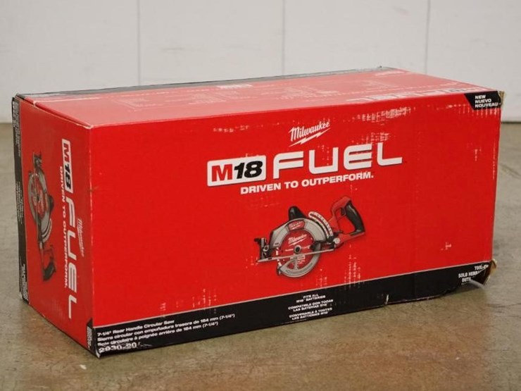 milwaukee-m18-fuel-18v-li-ion-cordless-7-1/4"-rear-handle-circular-saw,-unused,-tool-only-image-2