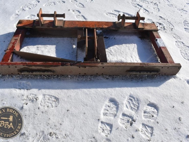 hitch-header-mover-38989-image-4