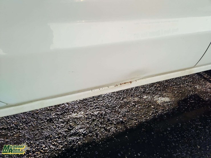 2015-chevrolet-silverado-2500hd-image-33