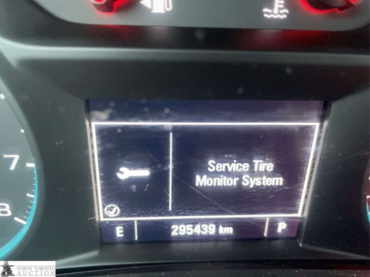 2018-chevrolet-equinox-image-15