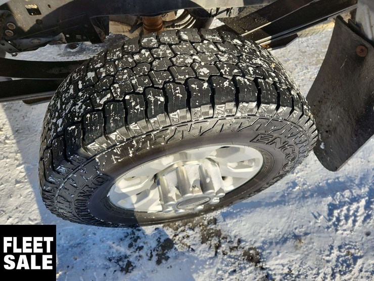 2023-ford-f250-image-11