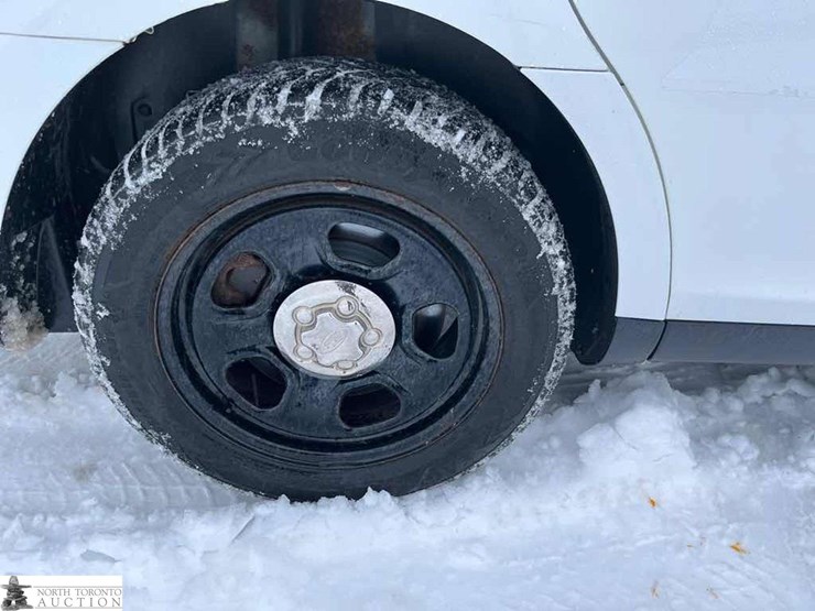 2013-ford-taurus-police-inte-image-9