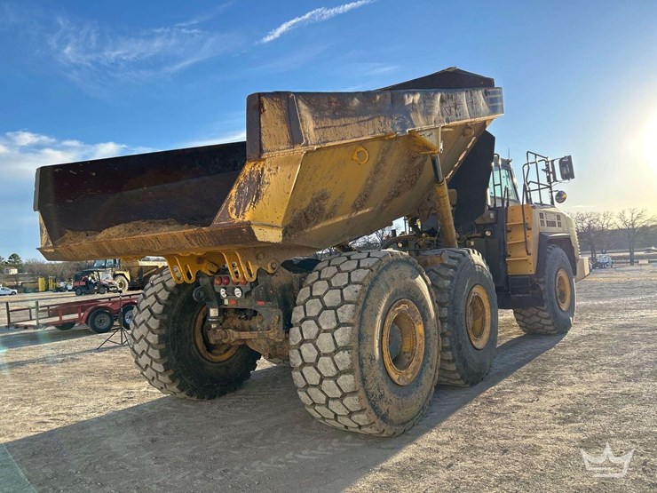 2016-komatsu-hm400-5-image-3