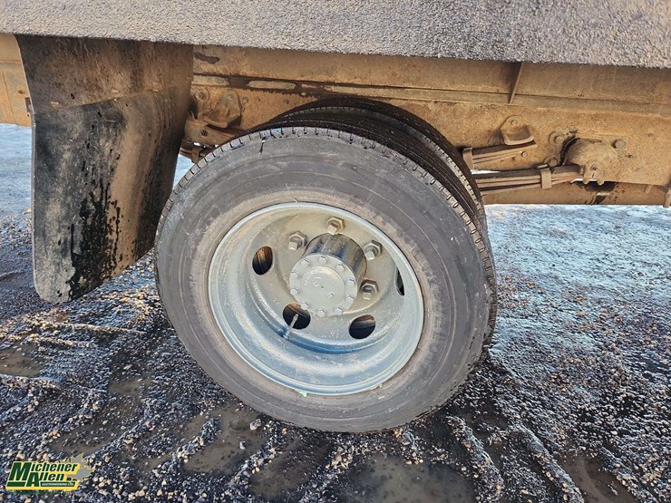 2004-hino-fb1817-image-13