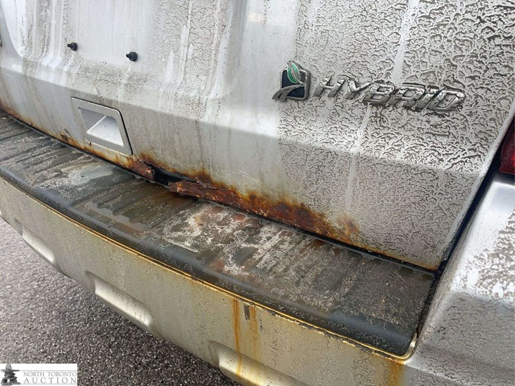 2010-ford-escape-hybrid-image-29