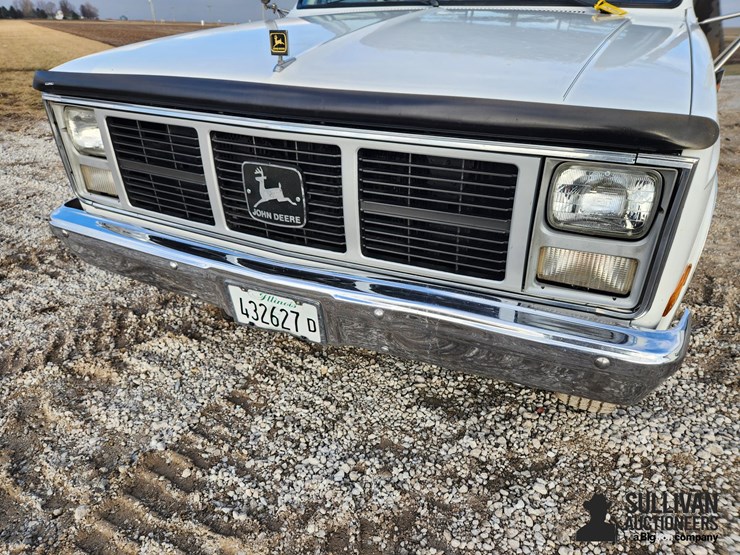 1986-gmc-c3500-2wd-flatbed-truck-image-16