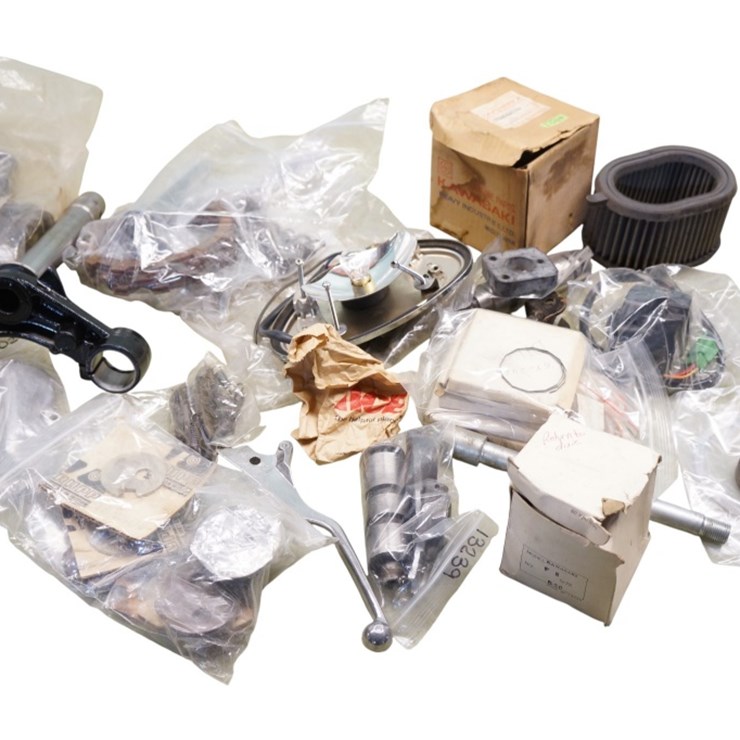 Kawasaki Miscellaneous Parts Lot