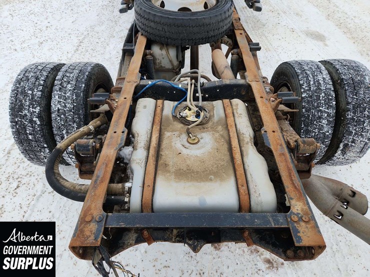 2012-ford-f550-image-33