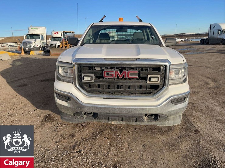 2017-gmc-sierra-1500-image-9
