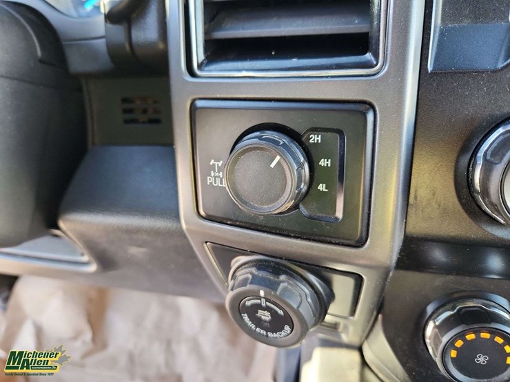 2019-ford-f150-image-19