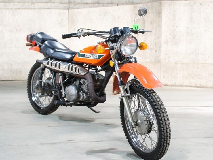 1973-suzuki-ts250-motorcycle-image-2