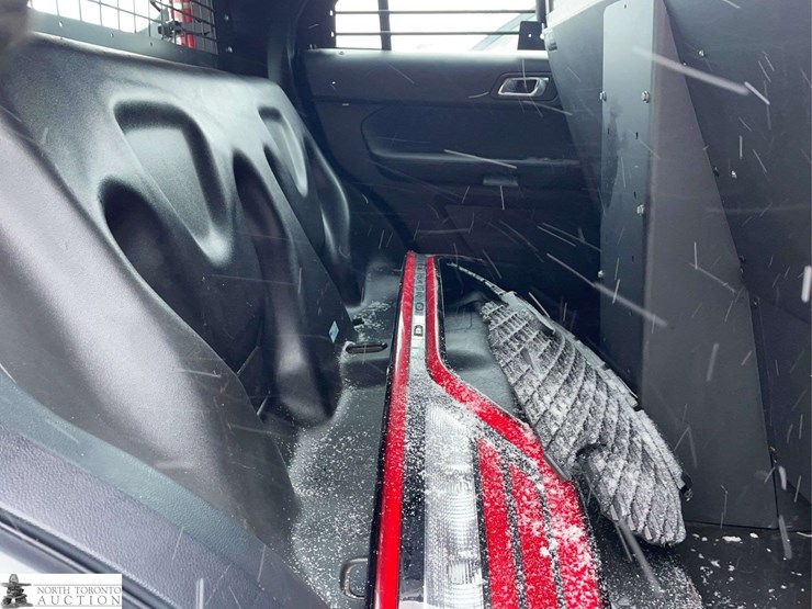 2018-ford-explorer-police-interceptor-image-25