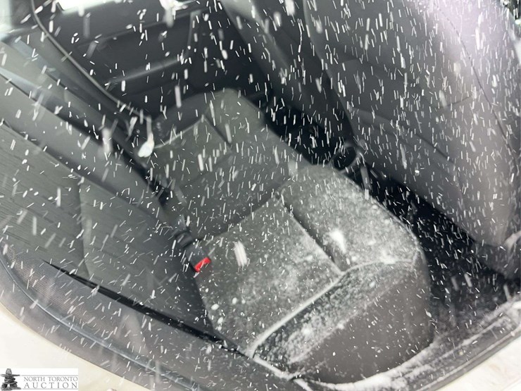 non-operable-2011-ford-focus-se-image-22