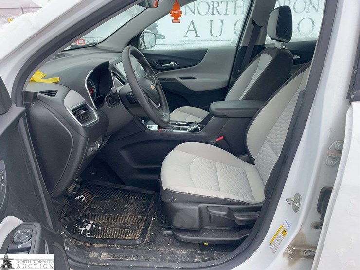 2018-chevrolet-equinox-image-13