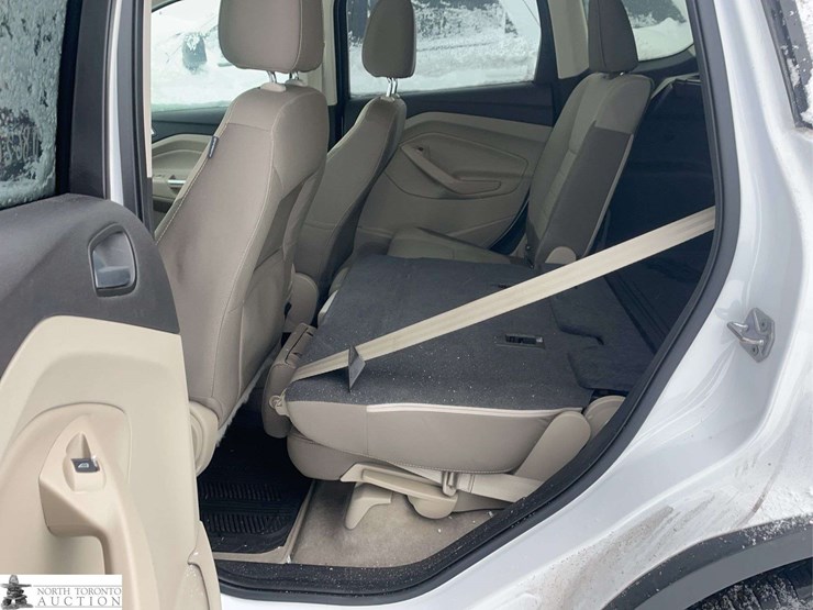 2016-ford-escape-image-25