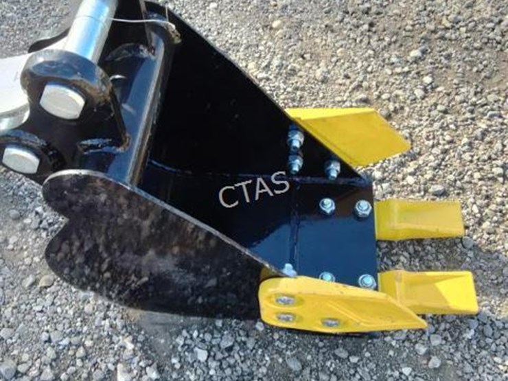 #51-•-mini-excavator-20cm-toothed-bucket-image-4