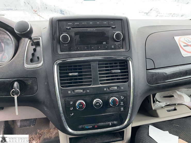 2015-ram-tradesman-image-13