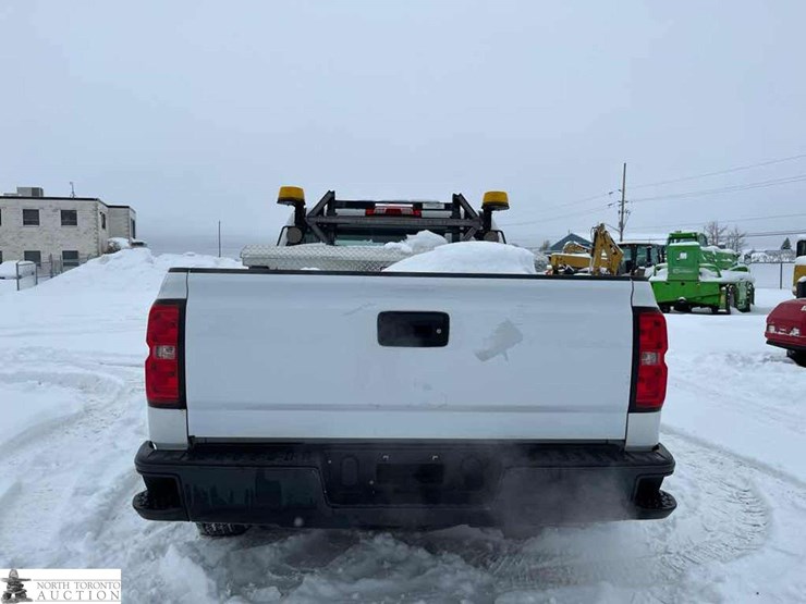 2016-chevrolet-silverado-1500-image-5