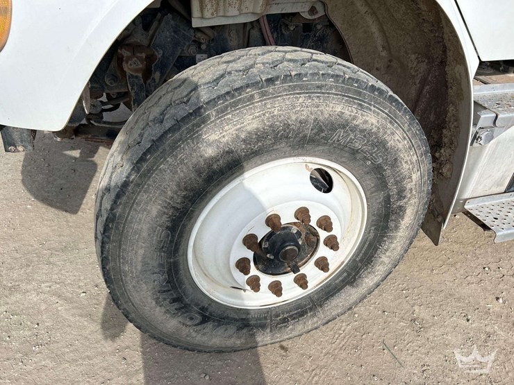 2013-freightliner-m2-ta45m-altec-bucket-truck-image-40