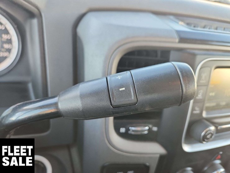 2018-dodge-1500-image-17