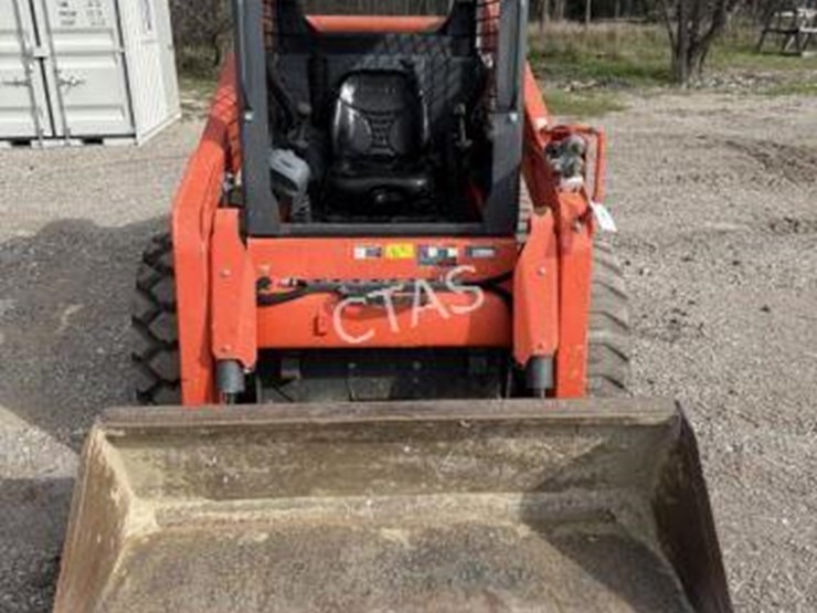 kubota-ssv75-image-3