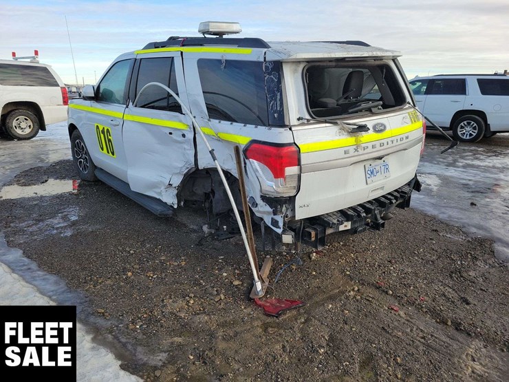 2022-ford-expedition-image-3