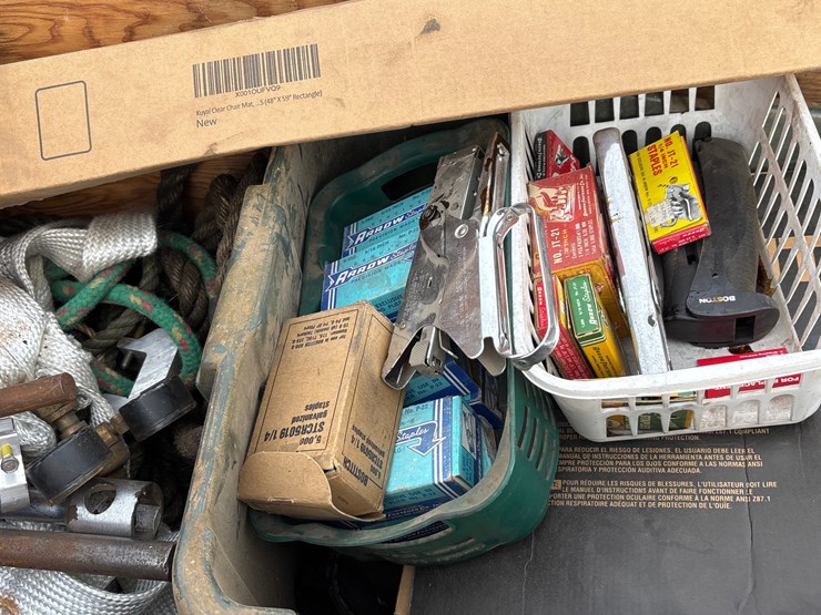 #6540-•-e1.-job-box-filled-with-misc-image-5