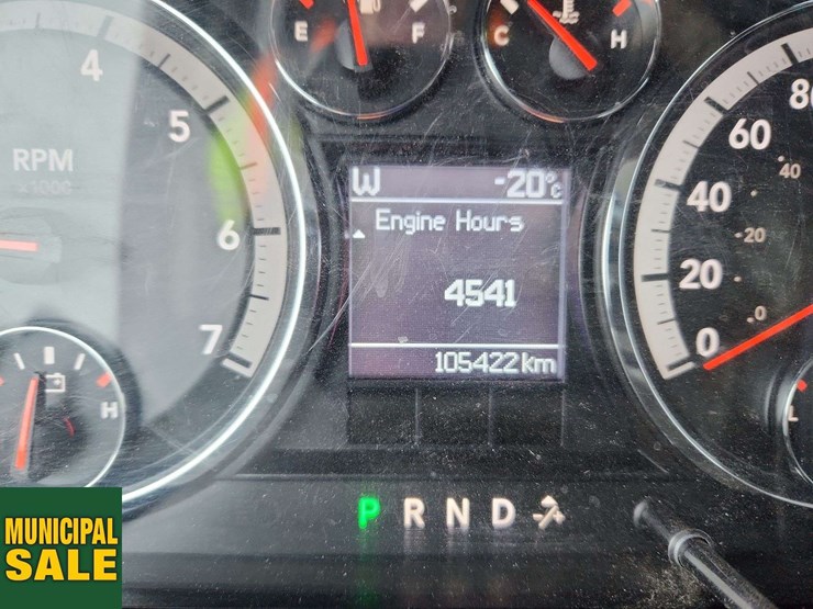 2012-dodge-1500-image-26