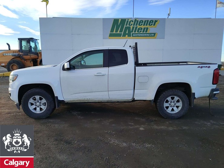 2017-chevrolet-colorado-image-2