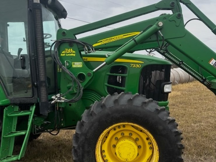 2009-john-deere-7330-image-5