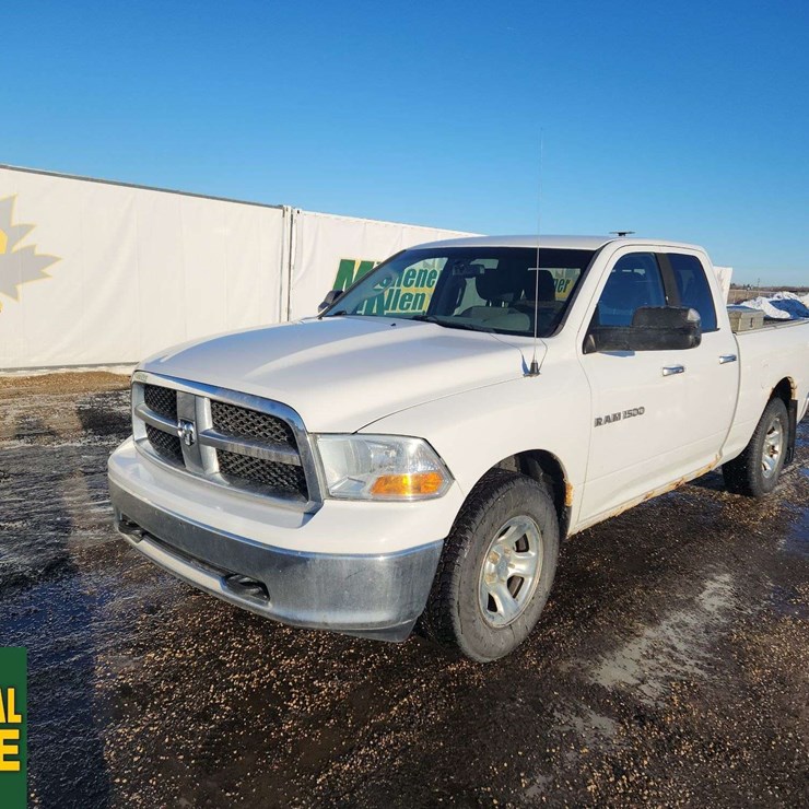 2011 DODGE 1500