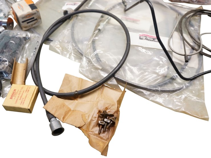 harley-davidson-miscellaneous-parts-lot-image-7