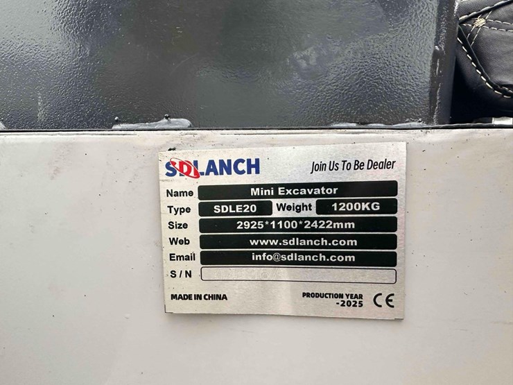 unused-sdle20-mini-excavator-image-17