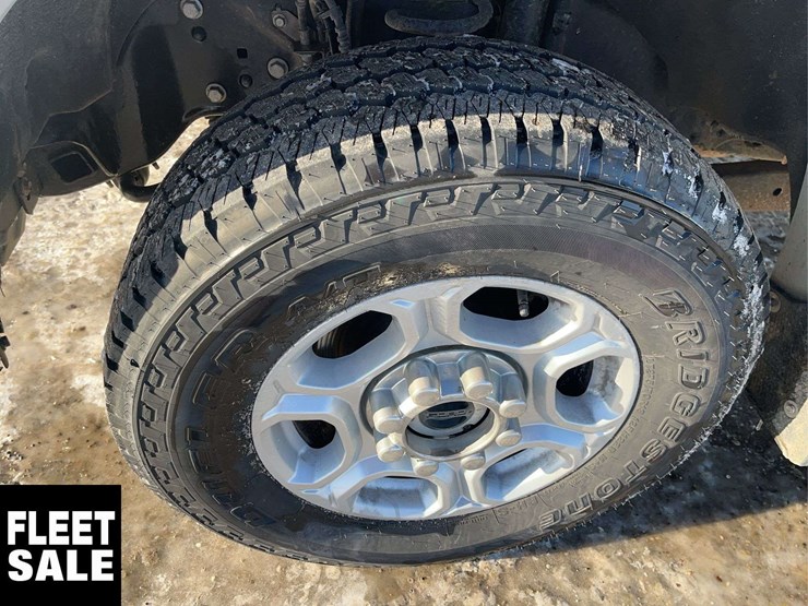 2021-ford-f350-image-10