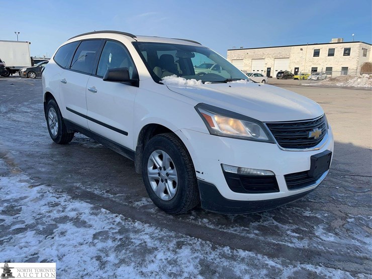 2013-chevrolet-traverse-image-4