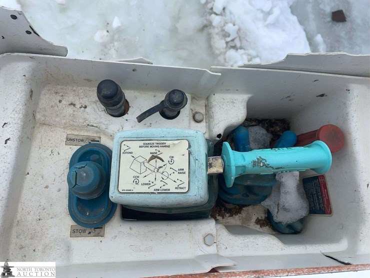 2006-ford-f550-image-28