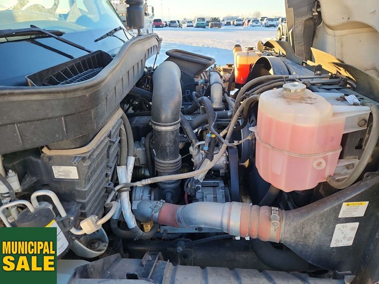 2011-international-workstar-7400-image-27