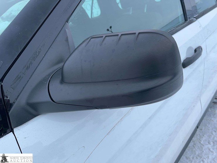 2016-ford-explorer-police-interceptor-image-34