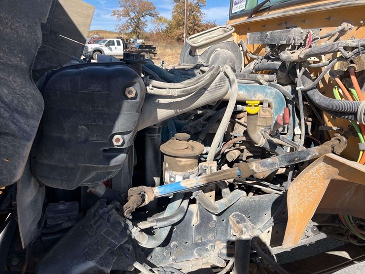 2008-ic-corporation-pb105-school-bus-image-8