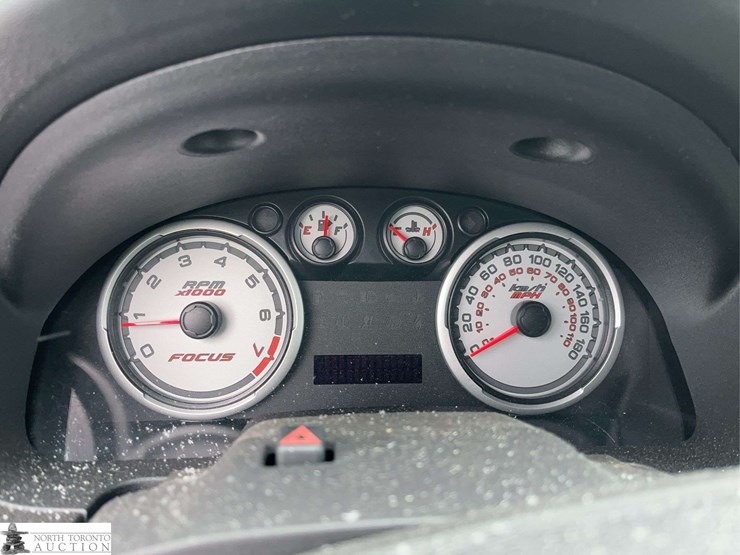 non-operable-2011-ford-focus-se-image-15