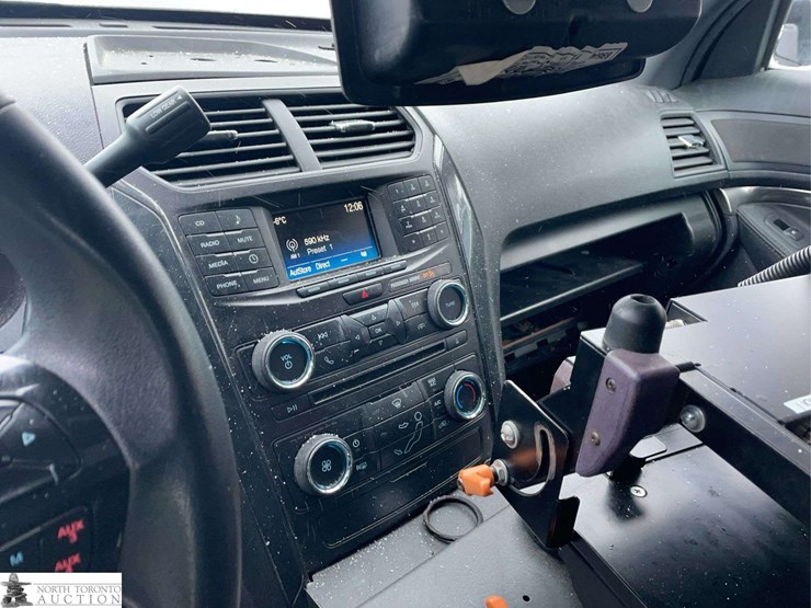 2018-ford-explorer-police-interceptor-image-17